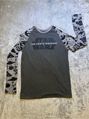 Fifth Sun Star Wars 'The Force Awakens' Long Sleeve Tee - Charcoal & Grey